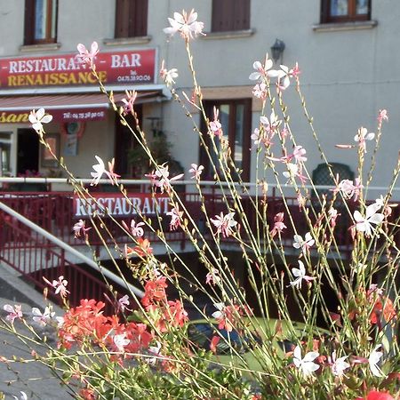 Hotel Restaurant La Renaissance Saint-Cirgues-en-Montagne Exterior foto